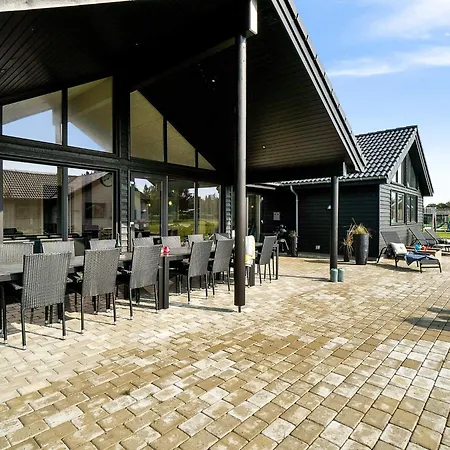 16 Person In Tatil Evi Nørre Nebel