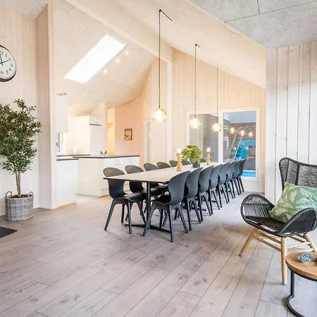 Tatil Evi 16 Person In *