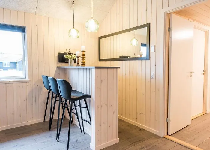 16 Person In * Nørre Nebel